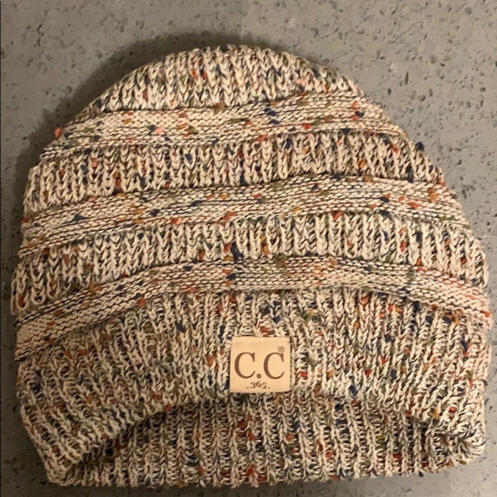 Cc confetti pony tail beanie